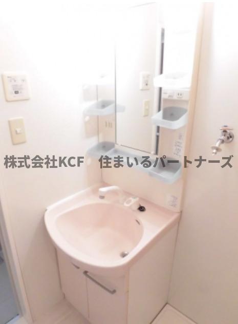 洗面設備　広い洗面スペース