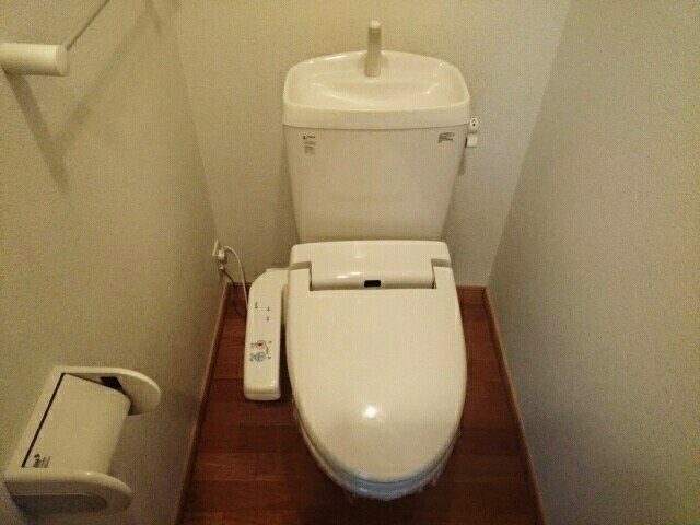 トイレ　トイレもきれいです