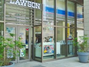 コンビニ　ローソン柏の葉キャンパスシティ店（コンビニ）まで8m