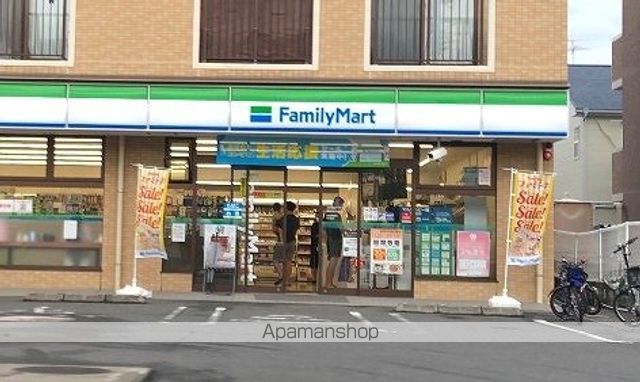 コンビニ　ファミリーマート（コンビニ）まで1255m