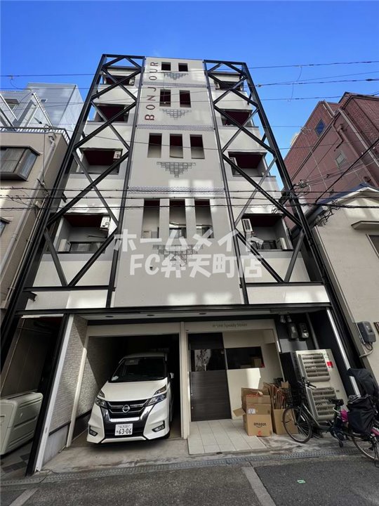 建物外観　おしゃれな外観です