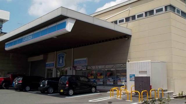 コンビニ　ローソン岡山番町二丁目店（コンビニ）まで142m
