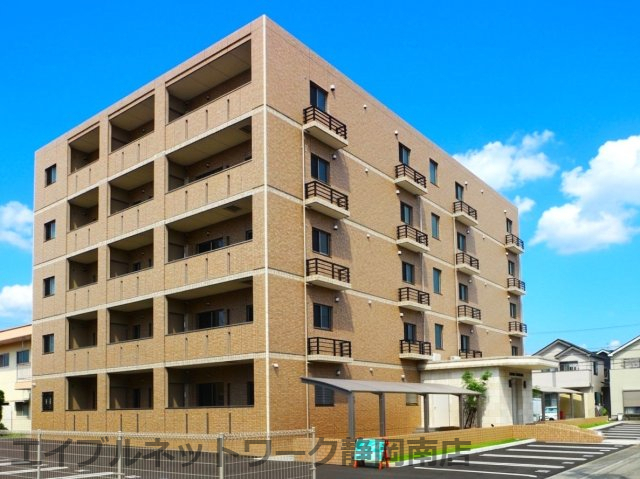 建物外観　外観は落ち着いています