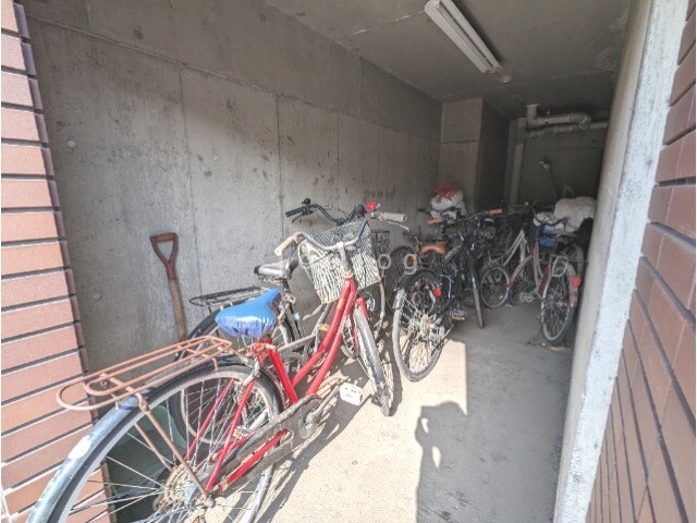 その他共有部分　屋内駐輪場
