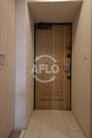 玄関　リビオメゾン西天満　玄関
