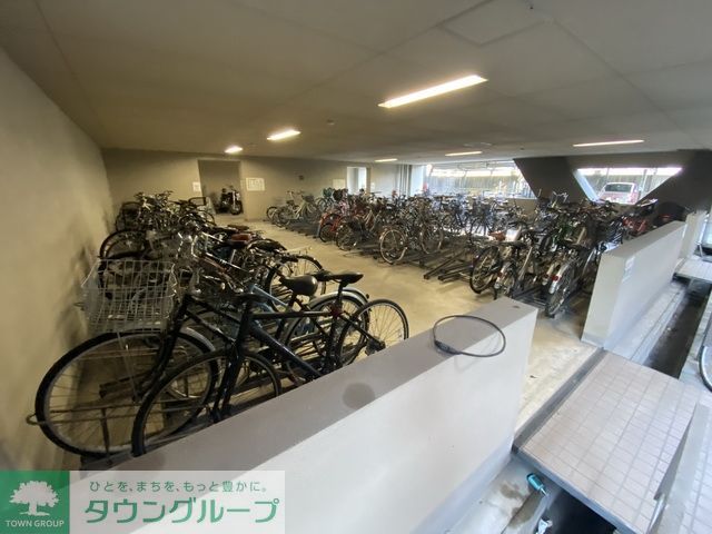 その他共有部分　駐車場