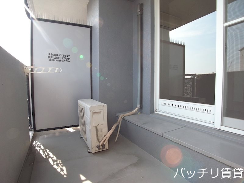 バルコニー　同型タイプの為現状優先