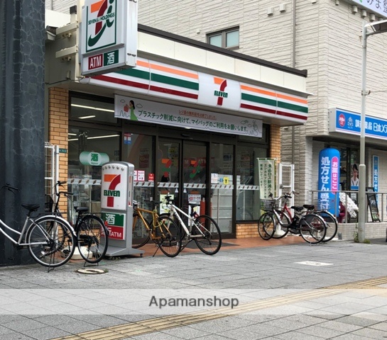 コンビニ　セブンイレブン（コンビニ）まで595m