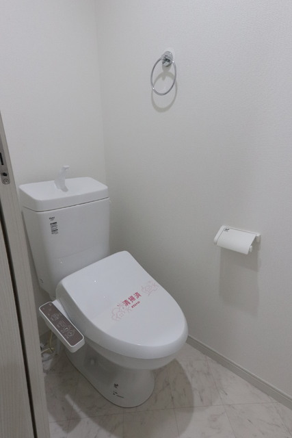 トイレ　※別室参考写真です。