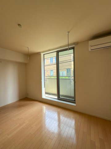 バルコニー　別タイプのお部屋の写真です