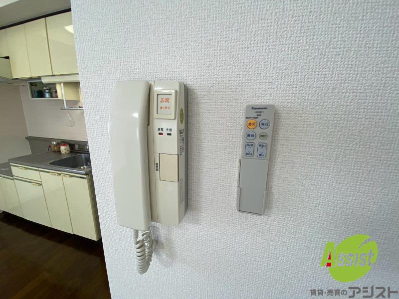 セキュリティ　インターホンです。来客者を確認できるので安心！