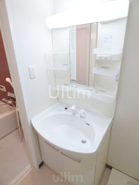 洗面設備　別部屋のお写真です。ご参考までに！
