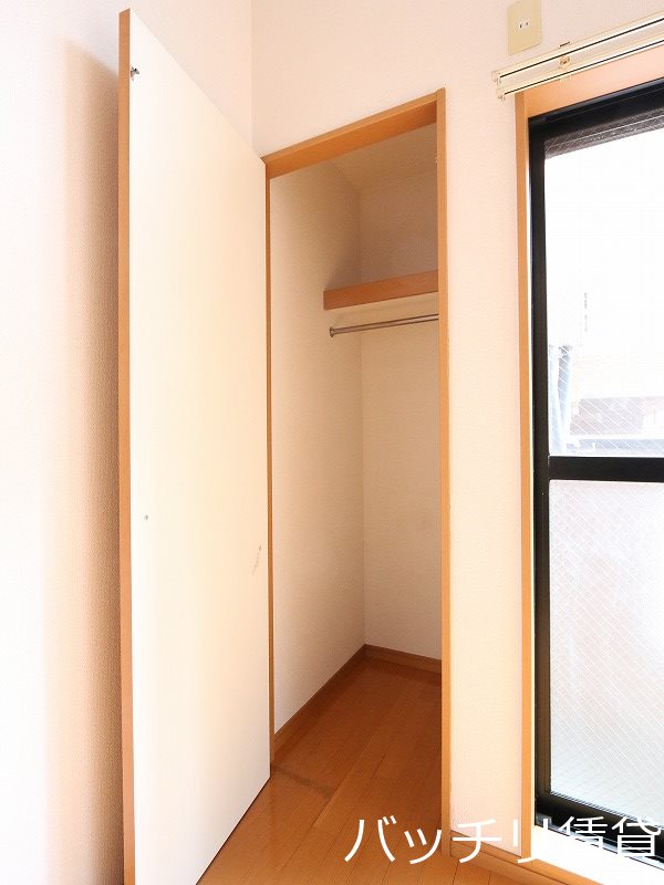 収納　別号室タイプの為、現状を優先いたします