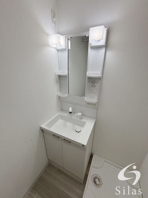 洗面設備　同仕様