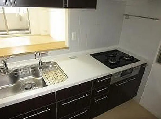 キッチン　写真は同タイプ住居です