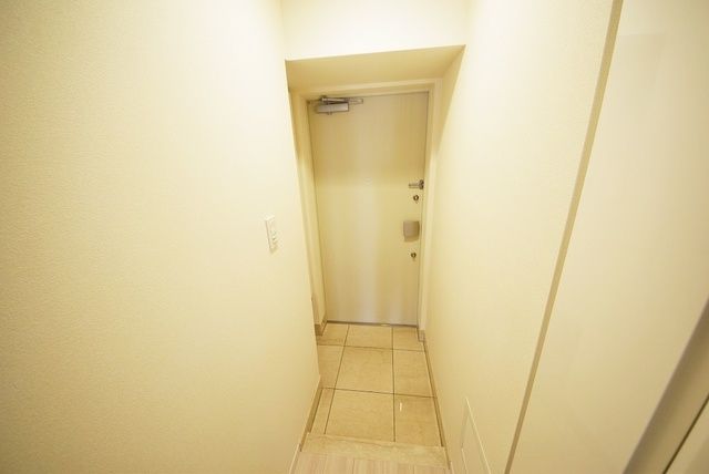 その他　可動収納カラータイプ異なります
