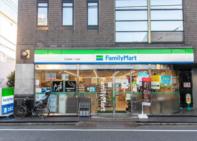 コンビニ　ファミリーマート 渋谷笹塚一丁目店（コンビニ）まで301m