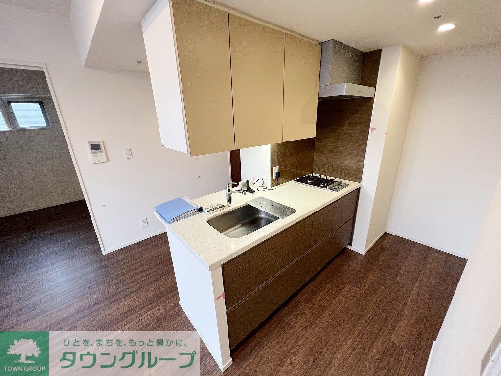 キッチン　お問合せは(株)タウンハウジング東京へ