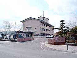 警察署・交番　総社警察署（警察署・交番）まで907m