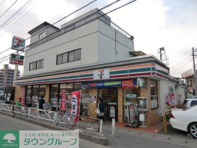コンビニ　セブンイレブン（コンビニ）まで440m