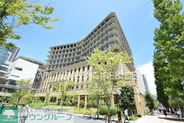 病院　愛育病院（病院）まで990m
