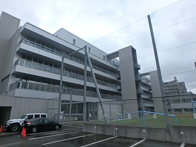 小学校　札幌市立資生館小学校（小学校）まで2000m