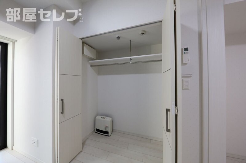 収納　５０６号室写真