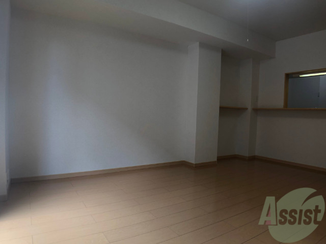 その他部屋・スペース　お部屋が広いのでベッドも置けそうですね。