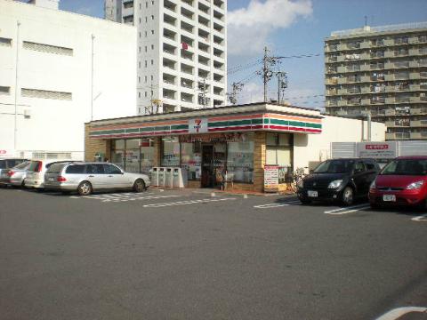 その他　セブンイレブン名古屋萱場2丁目店（その他）まで240m
