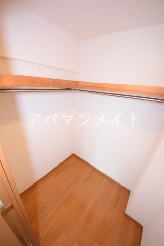 収納　ウォークインクローゼットになります。
