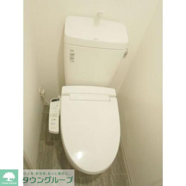 トイレ　※写真は同タイプ住戸です。