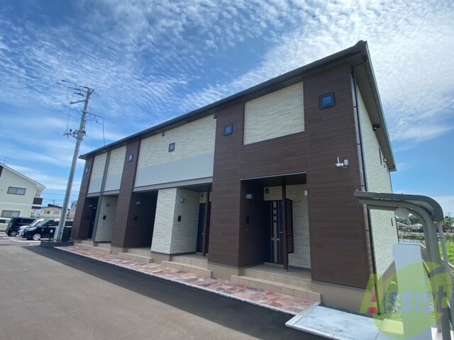 建物外観　名取市小山「ファミール」