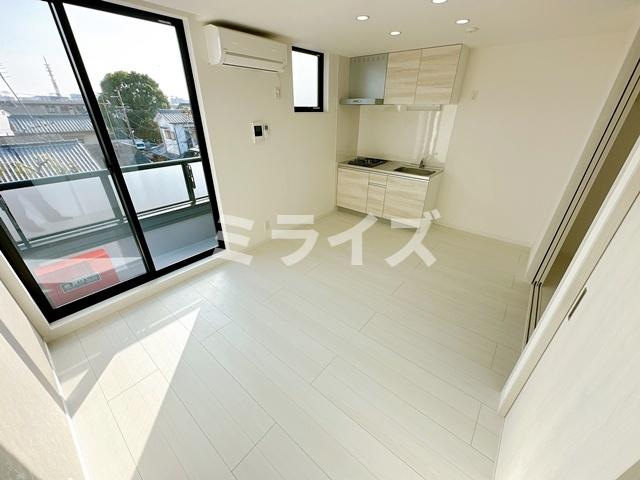 阪急京都線 相川駅 徒歩12分 3階建 築1年の居間写真