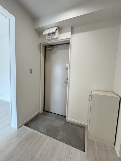 玄関　同施工会社参考写真です