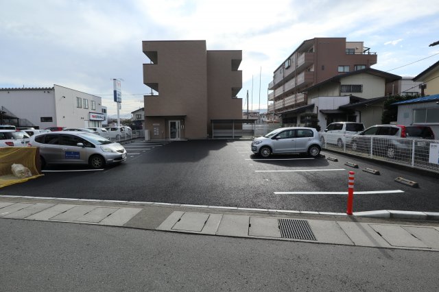 ＪＲ身延線 国母駅 徒歩33分 3階建 築8年のその他写真