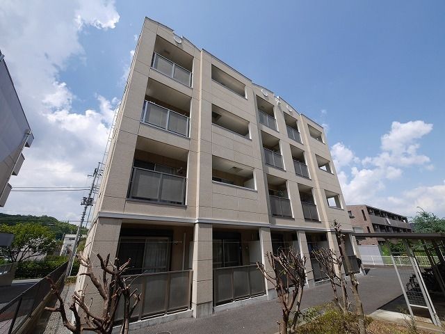 建物外観　★鉄骨造のマンション★