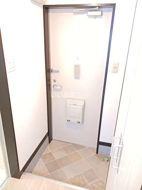 河和田ホームズの玄関写真