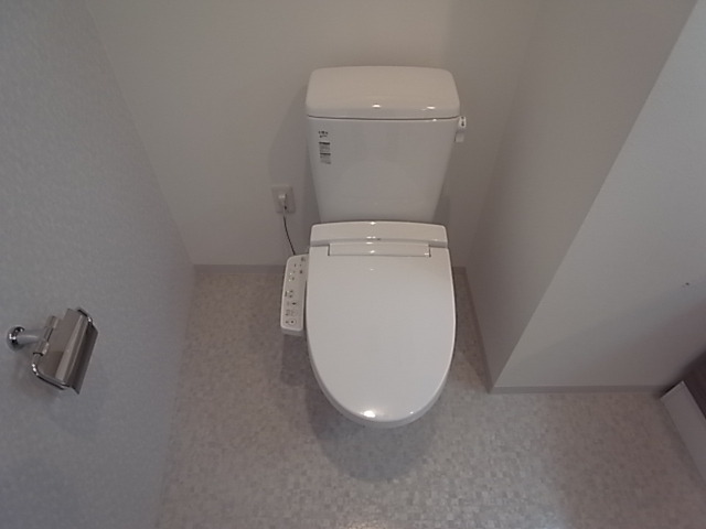 ONLYONE伊丹南本町のトイレ写真