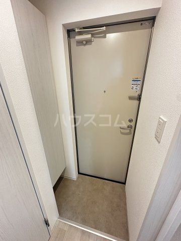 ジーメゾン岩槻加倉の玄関写真