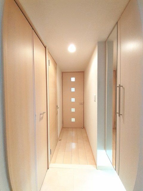 ＪＲ武蔵野線 新座駅 徒歩18分 5階建 築14年の玄関写真
