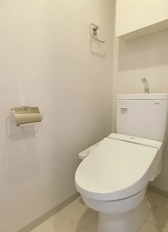 トイレ　※別部屋の参考写真です。