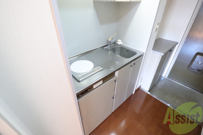 キッチン　コンパクトで使いやすい１口コンロ付き！