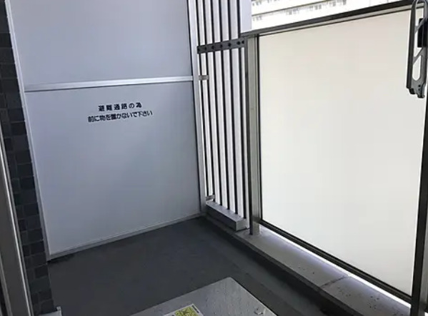 バルコニー