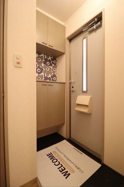 プラザSの玄関写真