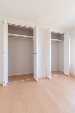 収納　（別タイプ参考写真）フレシア駒込　北区中里3
