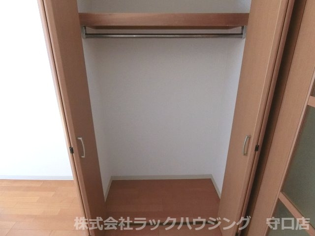 収納　反転タイプ 同仕様写真となります。