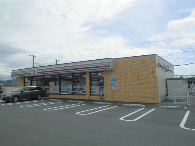コンビニ　セブンイレブン 水巻立屋敷店（コンビニ）まで627m