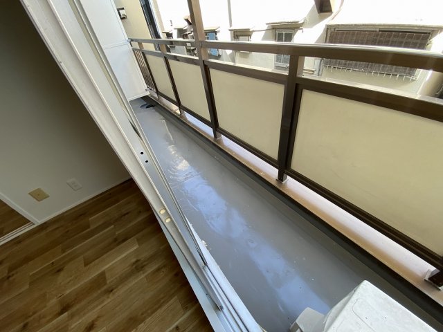 地下鉄今里筋線 だいどう豊里駅 徒歩15分 4階建 築46年の内装写真