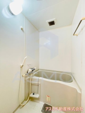 バス・シャワールーム　同マンション別部屋　参考写真