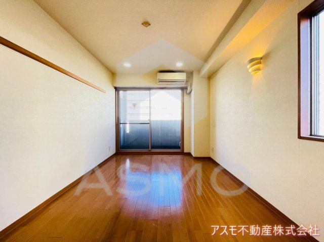 居室・リビング　同マンション別部屋　参考写真